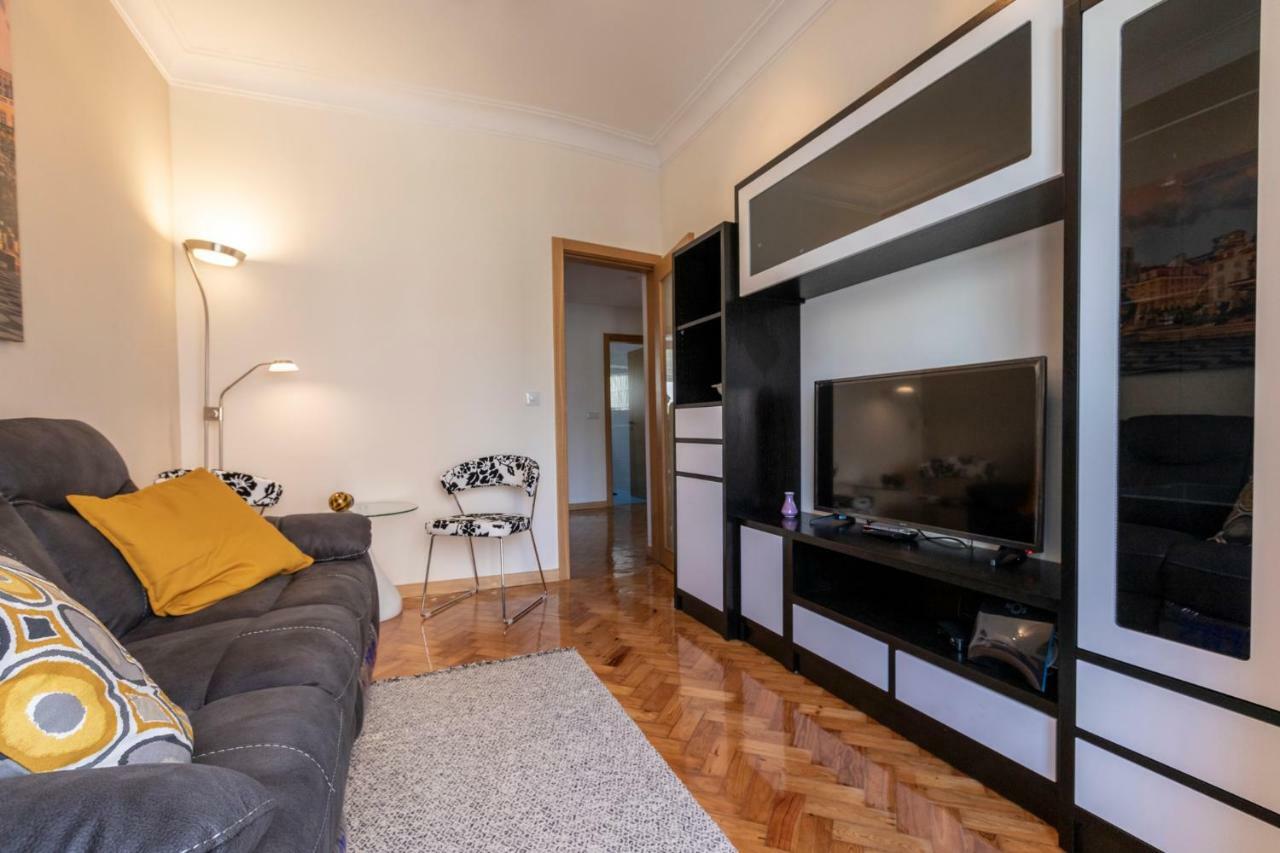 Like-Home-T3 Apt-Campolide, Near Amoreiras Mall Lisboa Exterior foto